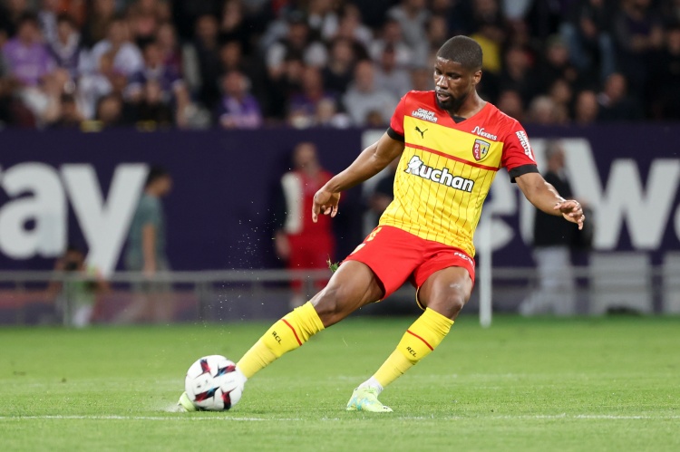 j9九游真人游戏第一品牌登录入口迪马济奥:尤文有意26岁中卫丹索,朗斯愿意让其离队