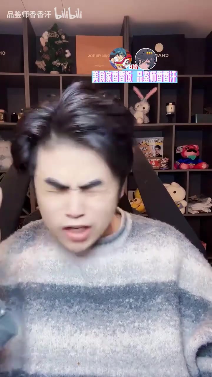 j9九游会官方登录朱开：小奶油LPL第一中单 我宇宙第一教练！导播都跟不上他送的速度