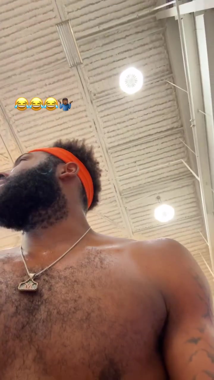 j9九游真人游戏第一品牌登录入口😂米切罗：我训练罚球命中率高达60% 你们™叫什么叫？